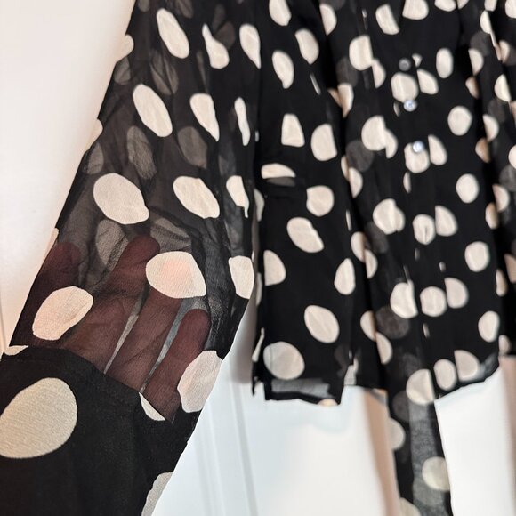 JONES NEW YORK PETITE  | Polka Dot Blouse w Sheer Sleeves | Blk White | Size: 6P - Picture 10 of 13